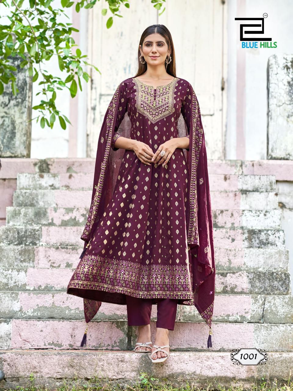 Anarkali Gown - Neck Embroidery with ZARI