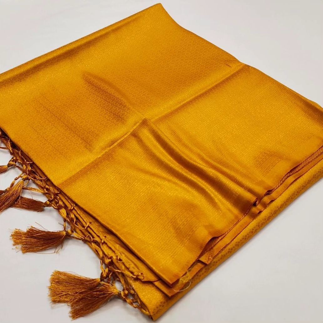 Kubera Pattu Silk Saree Rich Pallu & Brocade Kubera Silk Blouse !